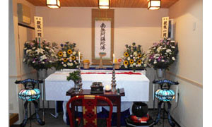 プラン１５万円＋(税)の祭壇例 